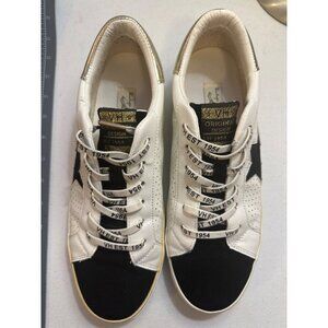 Vintage Havana Womens 11 White & Black Sneakers With Gold Heel